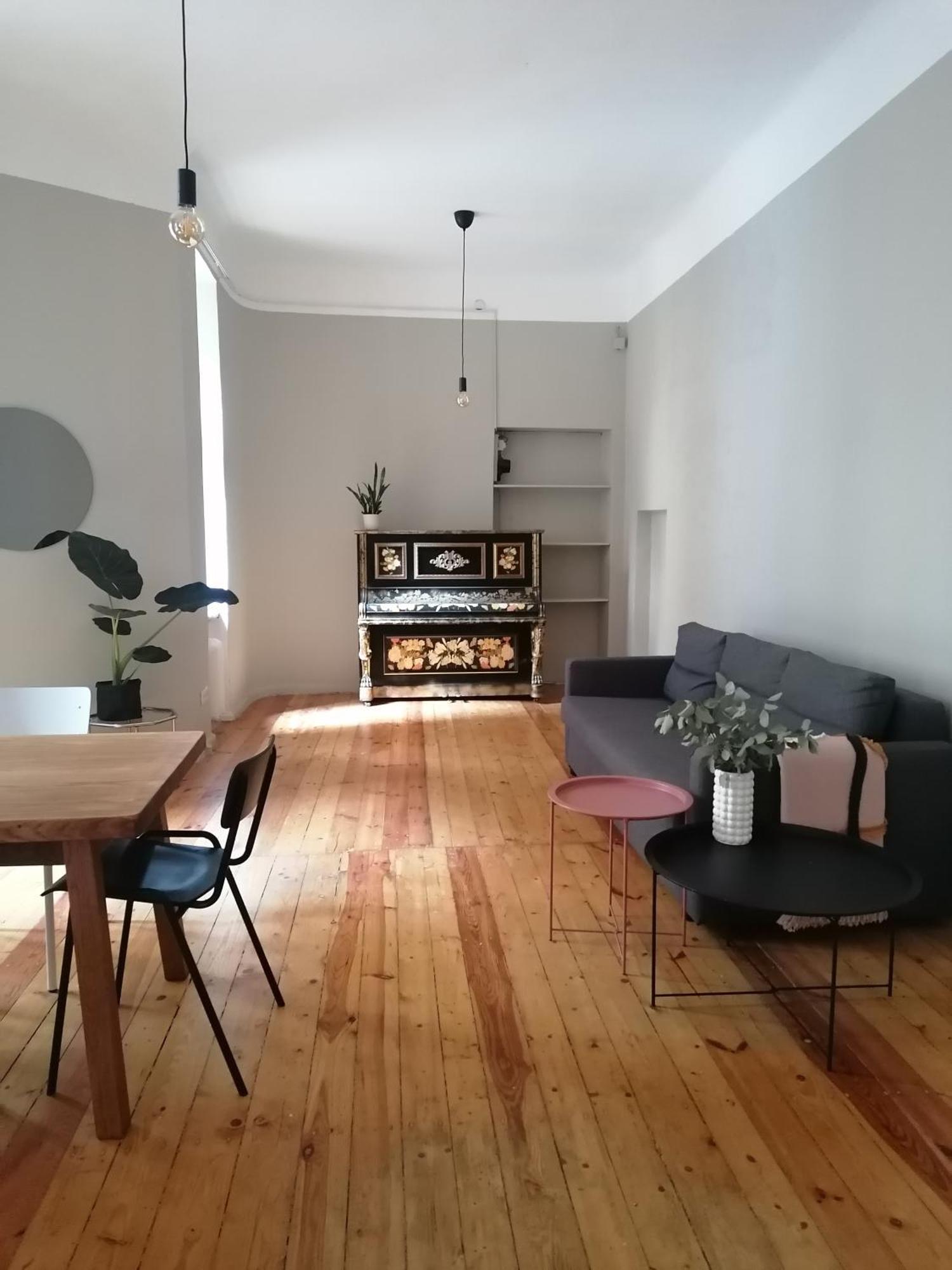 Spacious 75sqm Art Nouveau District Gem Riga